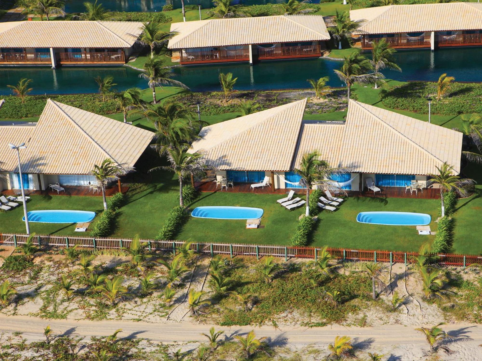 Dom Pedro Laguna Beach Resort & Golf By Wam Experience Aquiraz Exterior photo Aerial view of the villas